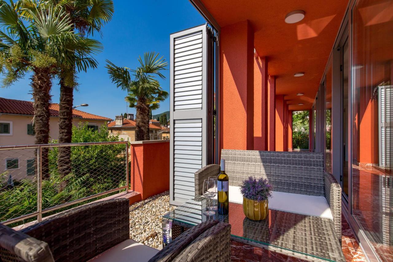 Luxury City Center Apartment -50M To The Sea Opatija Exteriör bild