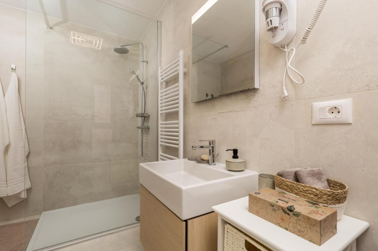 Luxury City Center Apartment -50M To The Sea Opatija Exteriör bild